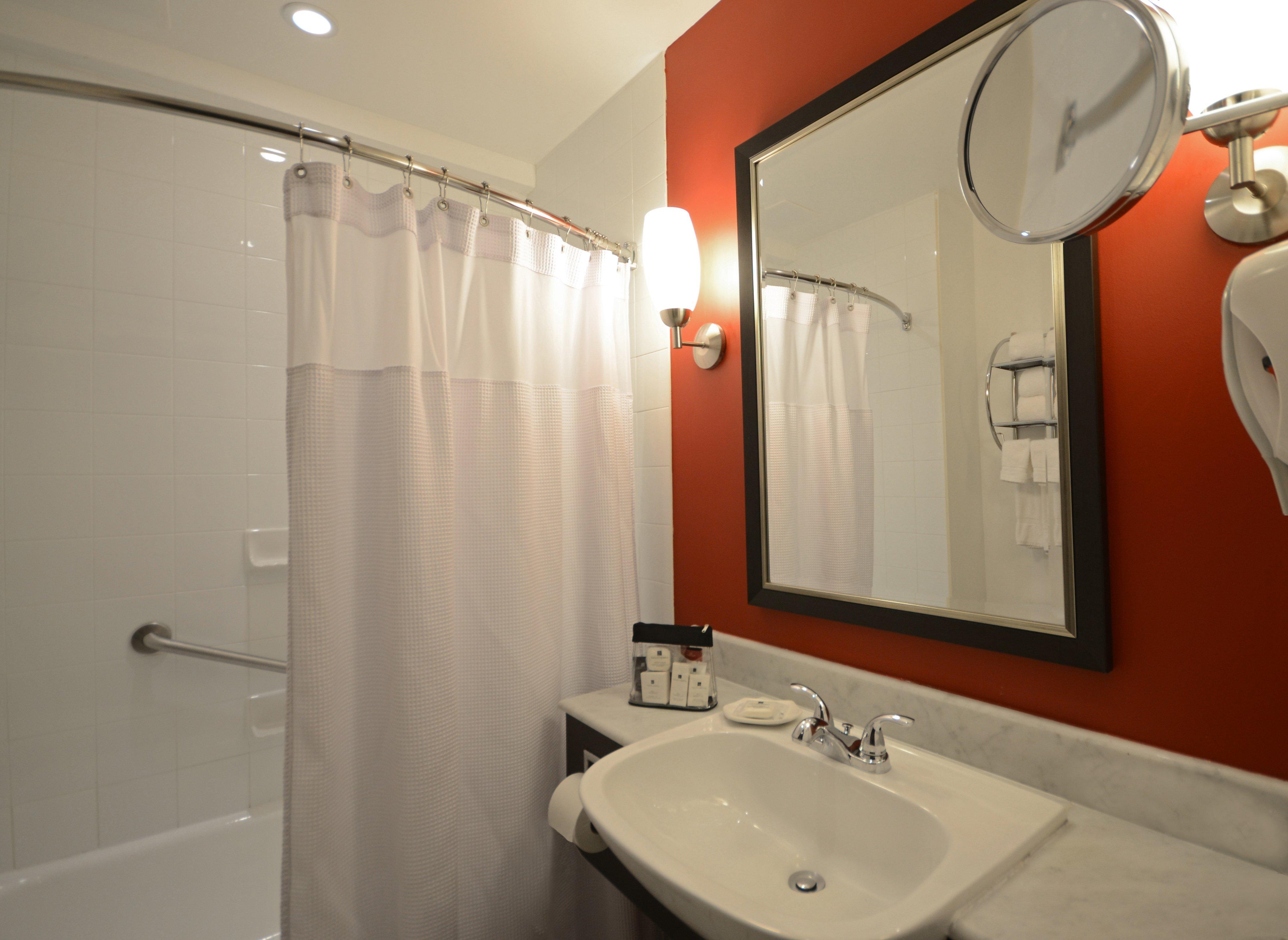 Armon Plaza Montreal Airpt, Trademark Collection By Wyndham Εξωτερικό φωτογραφία