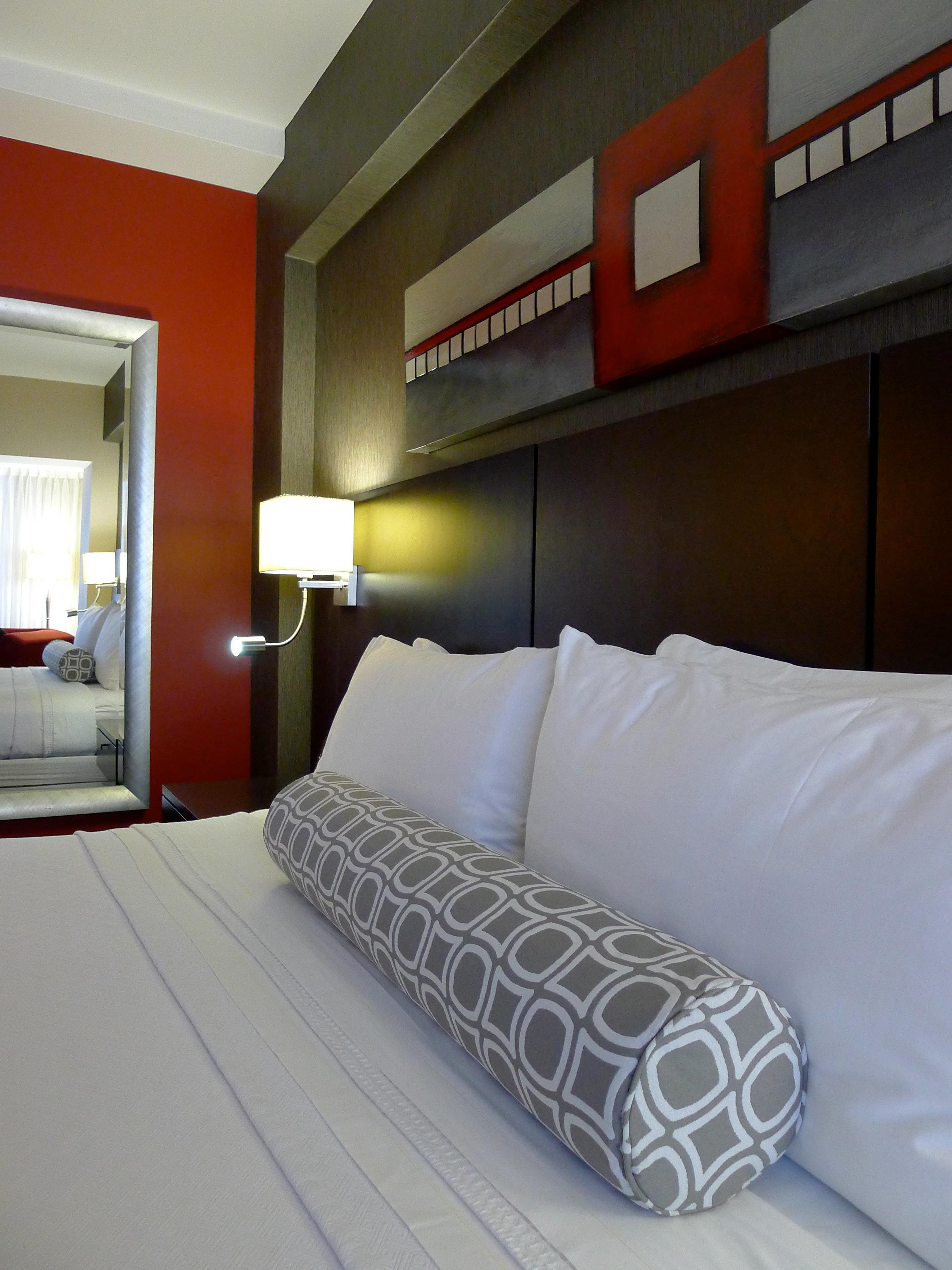 Armon Plaza Montreal Airpt, Trademark Collection By Wyndham Εξωτερικό φωτογραφία