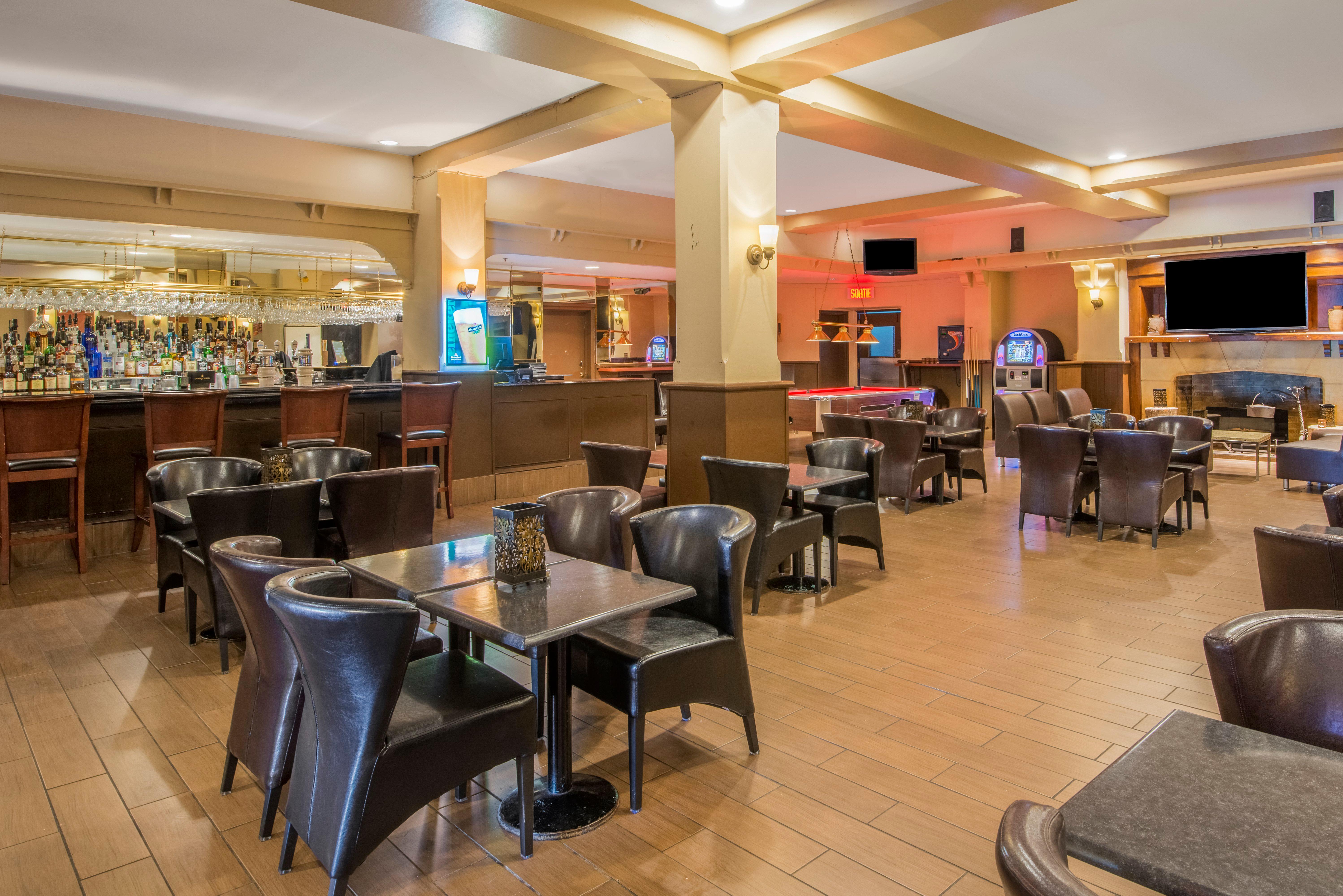 Armon Plaza Montreal Airpt, Trademark Collection By Wyndham Εξωτερικό φωτογραφία